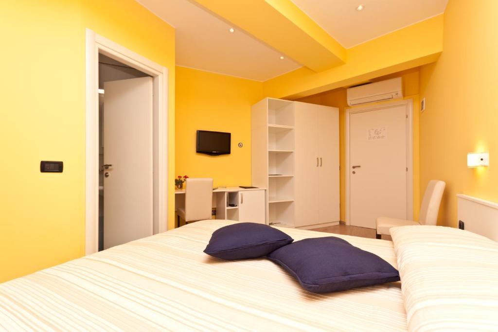 Hotel Flanona โพลมิน ห้อง รูปภาพ