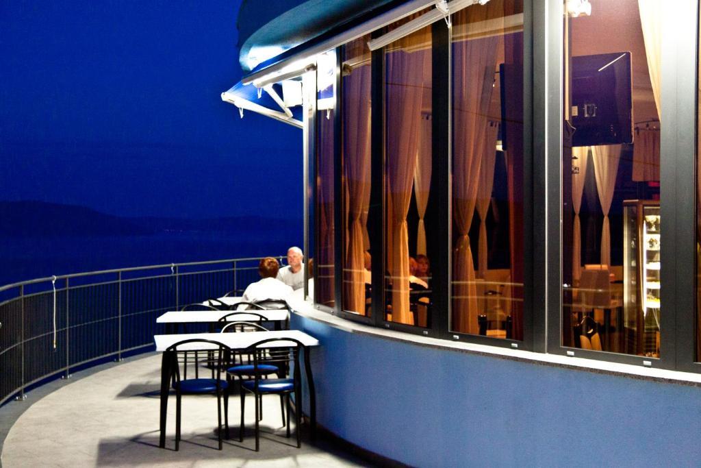 Hotel Flanona โพลมิน ภายนอก รูปภาพ